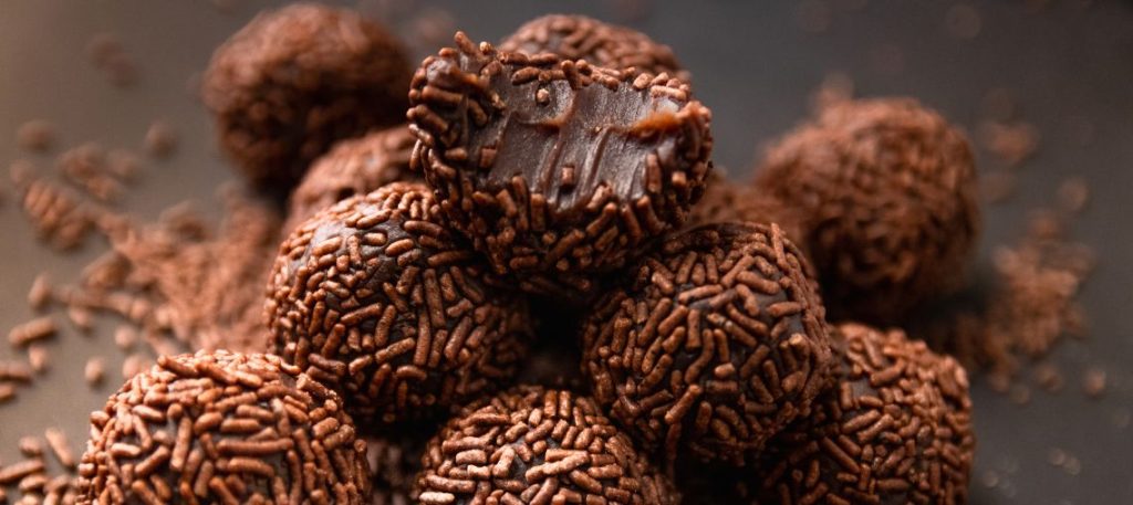 Brigadeiro Recheado com Nutella