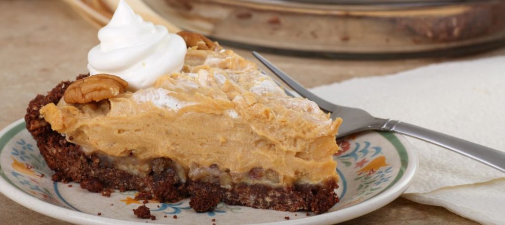 Torta de Amendoim com Recheio de Chocolate