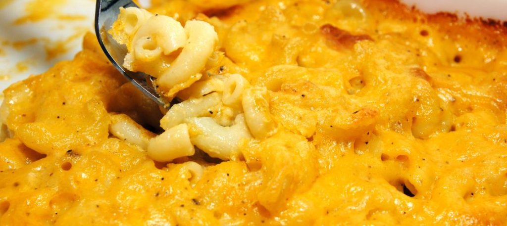 Macarrão com Queijo (Mac and Cheese)