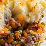 Torta de carne moída com purê de batata