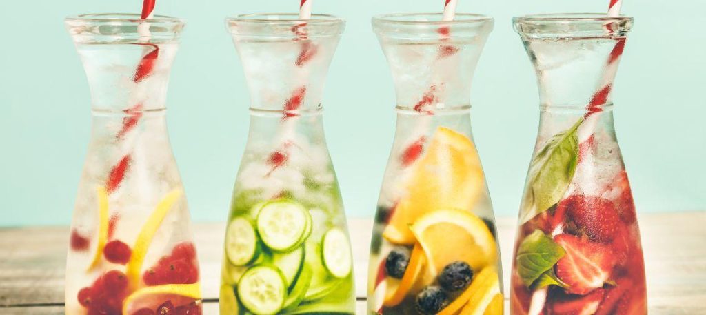 Água saborizada com frutas