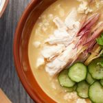 Canja de galinha com arroz e legumes