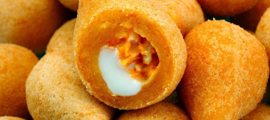Coxinha de frango com catupiry
