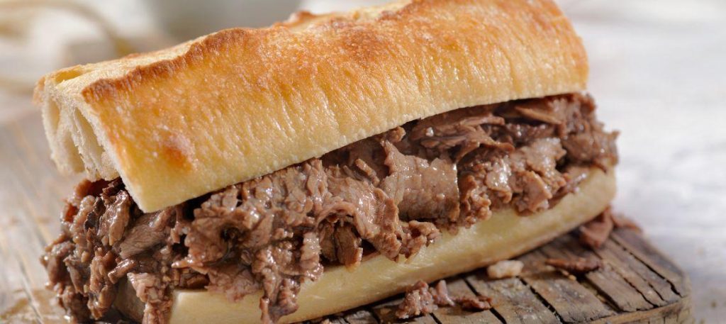 Pão recheado com carne louca