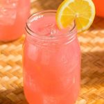 Pink lemonade (limonada rosa)