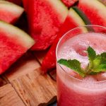 Suco de melão com hortelã