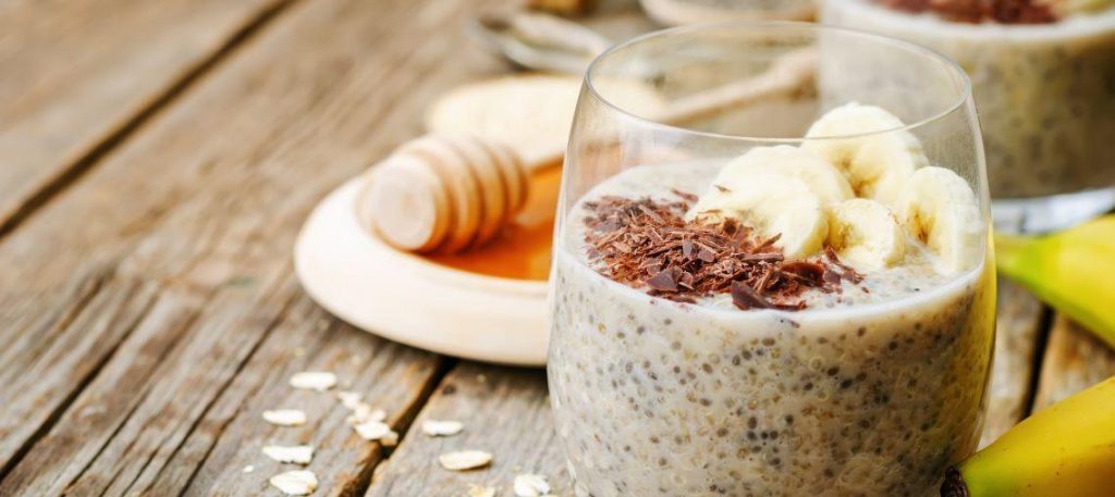Overnight chia pudding (pudim de chia)