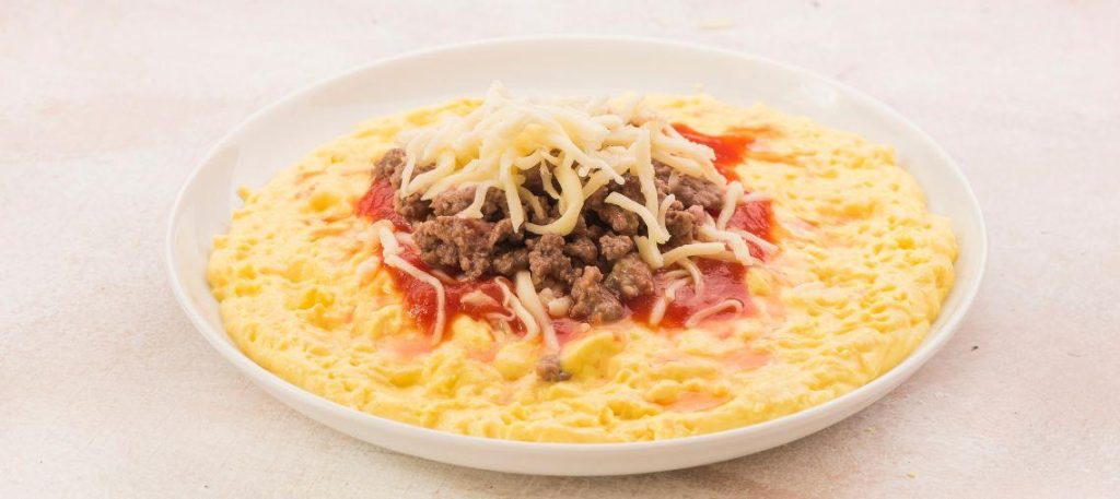 Polenta com queijo parmesão