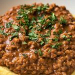 Polenta com ragu de carne