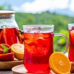 Chá gelado de frutas cítricas