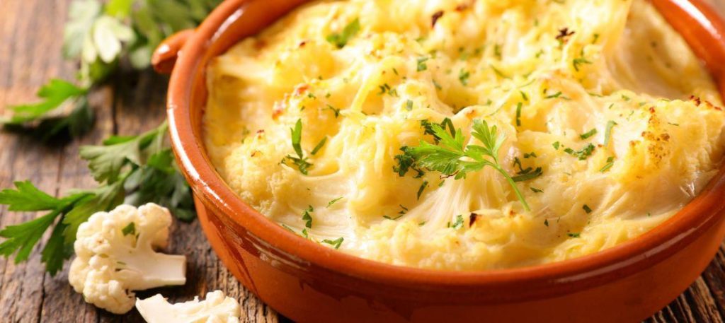 Couve-flor gratinada com queijo