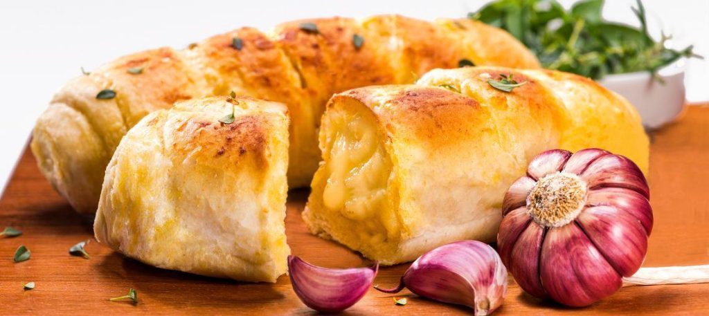 Pão de alho caseiro