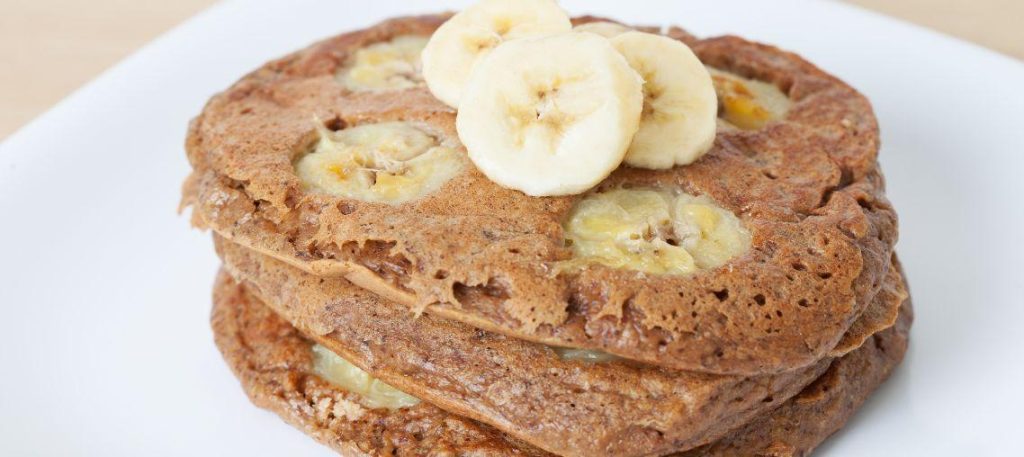 Panqueca fit de banana e aveia