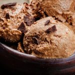 Sorvete caseiro de banana com cacau (sem açúcar)