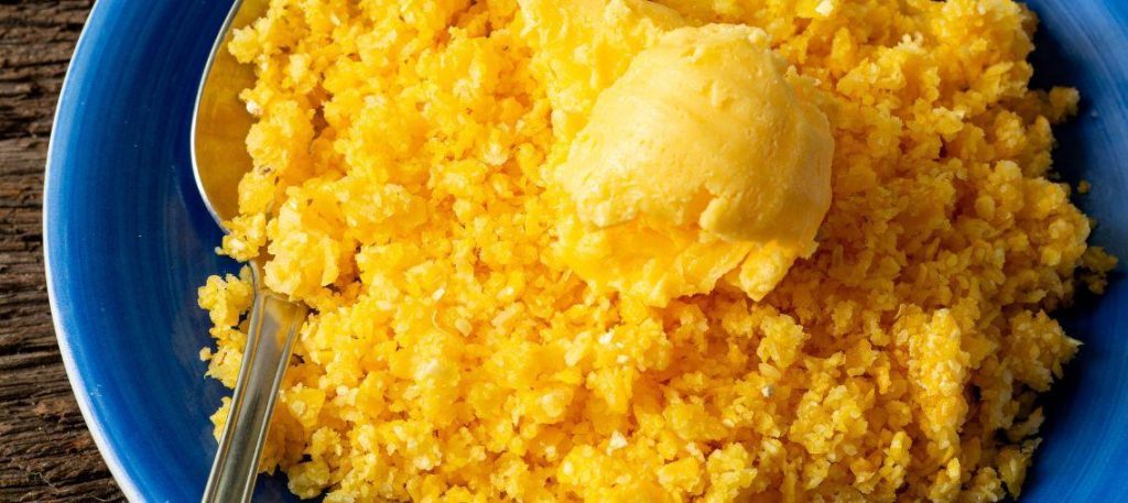 Cuscuz com manteiga