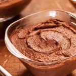 Mousse de chocolate meio amargo