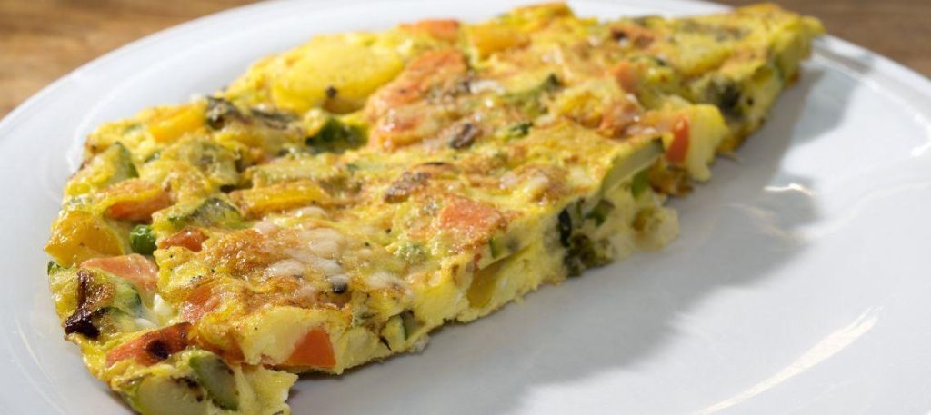 Omelete de forno com legumes