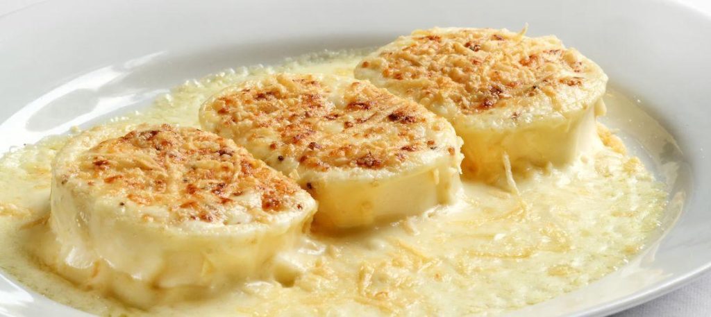 Rondelli de presunto e queijo ao molho branco