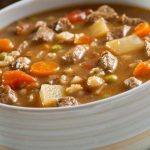 Sopa de legumes com carne