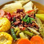 Sopa de legumes tradicional e milho