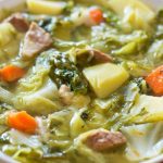 Sopa de repolho com legumes