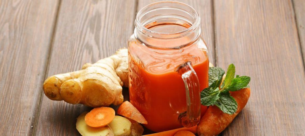 Suco detox de melancia com gengibre