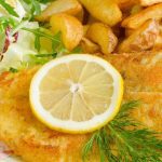 Tilápia empanada no forno com limão