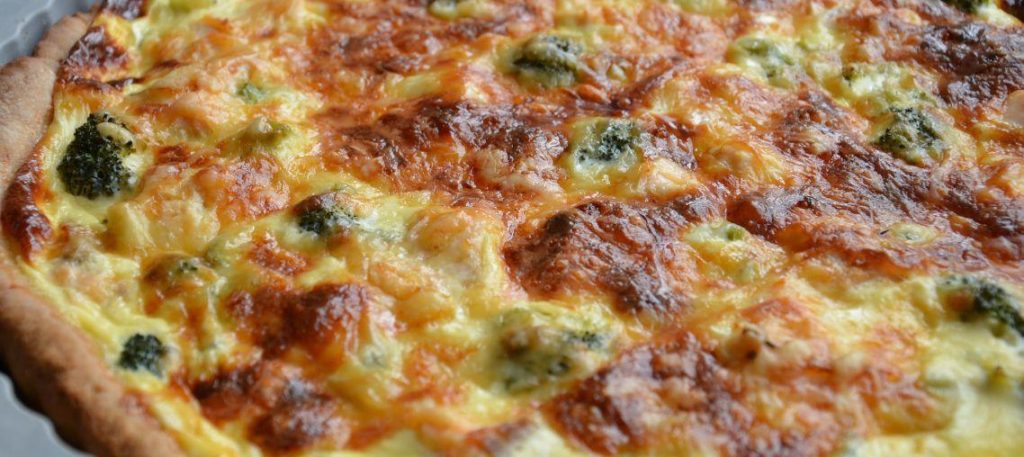 Torta de brócolis com requeijão