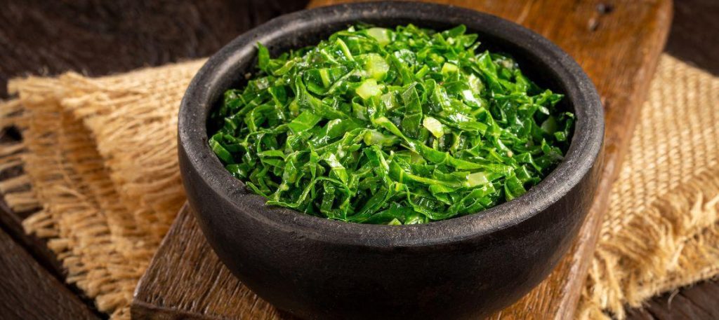 couve refogada na manteiga e alho