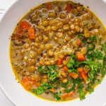 Lentilha cremosa com cenoura e curry