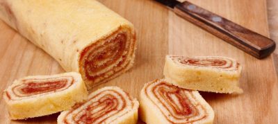 Rocambole de goiabada com massa de pão de ló