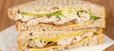 Sanduíche natural de frango