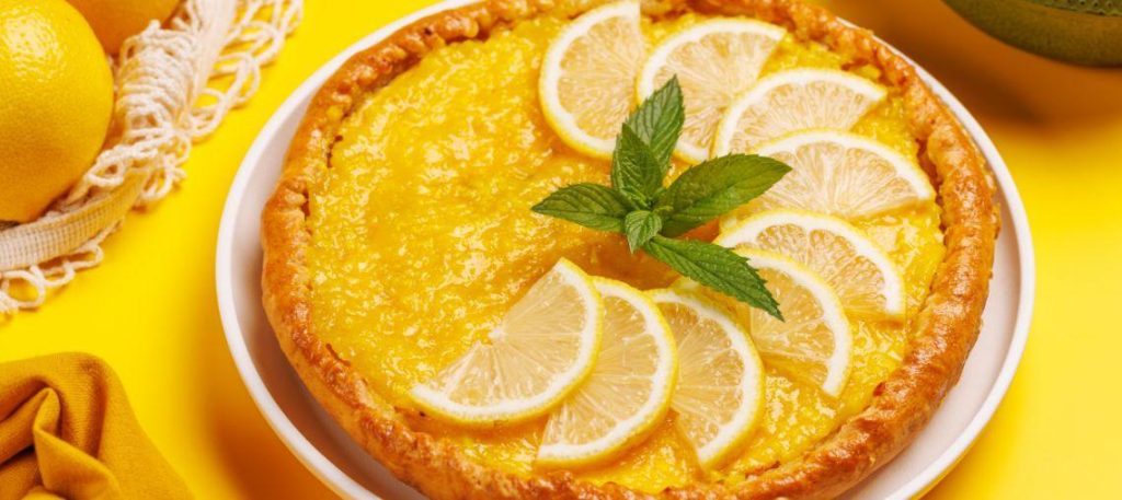 Torta de limão siciliano com massa amanteigada