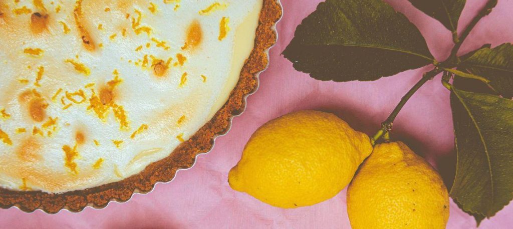 Torta mousse de limão