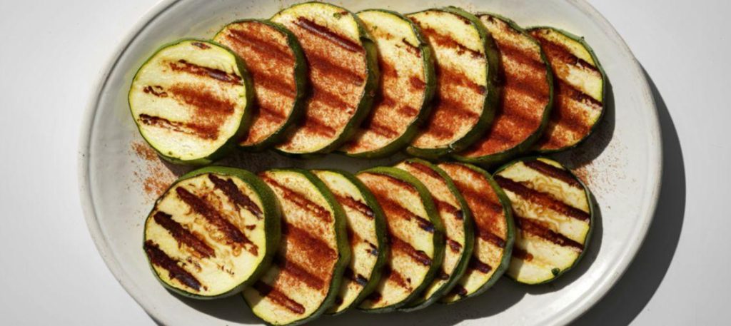 Abobrinha grelhada com parmesão leve