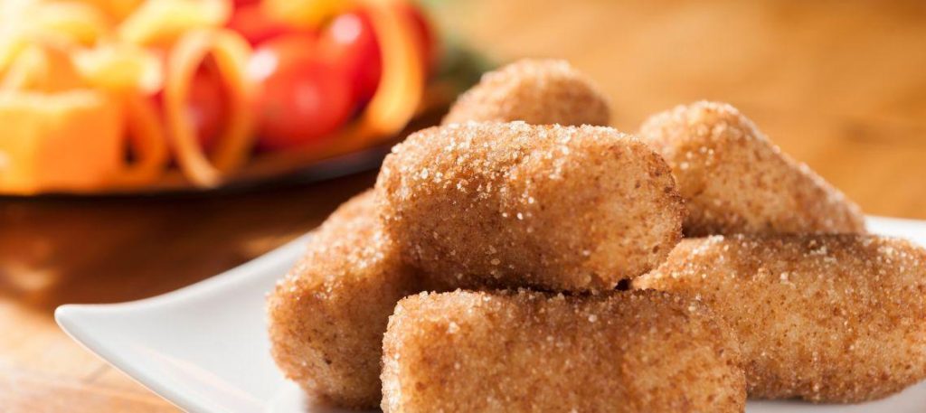 Croquete de carne com tempero caseiro