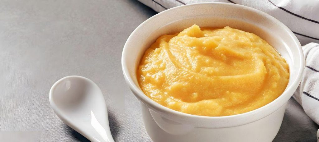 Purê de mandioquinha com queijo