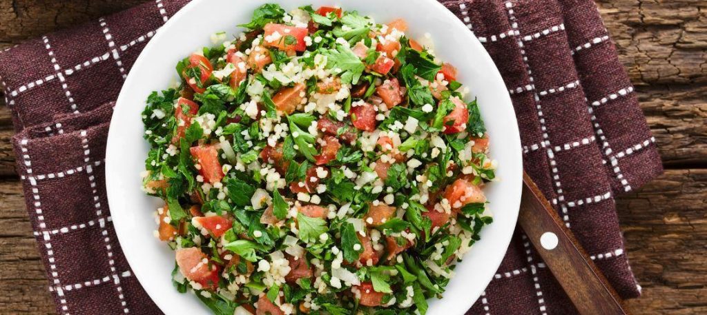 Tabule com hortelã fresca