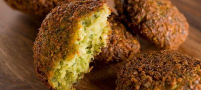 Mini hambúrgueres de grão-de-bico (falafel de forno)