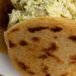 Arepa recheada com ovo