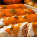 Panqueca de frango gratinada