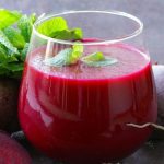 Suco detox de beterraba com laranja