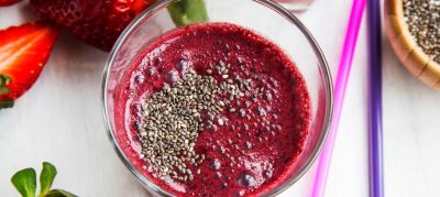 Vitamina de morango com chia