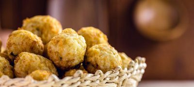 Bolinho de batata com carne