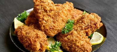 Empanado de frango com parmesão no forno
