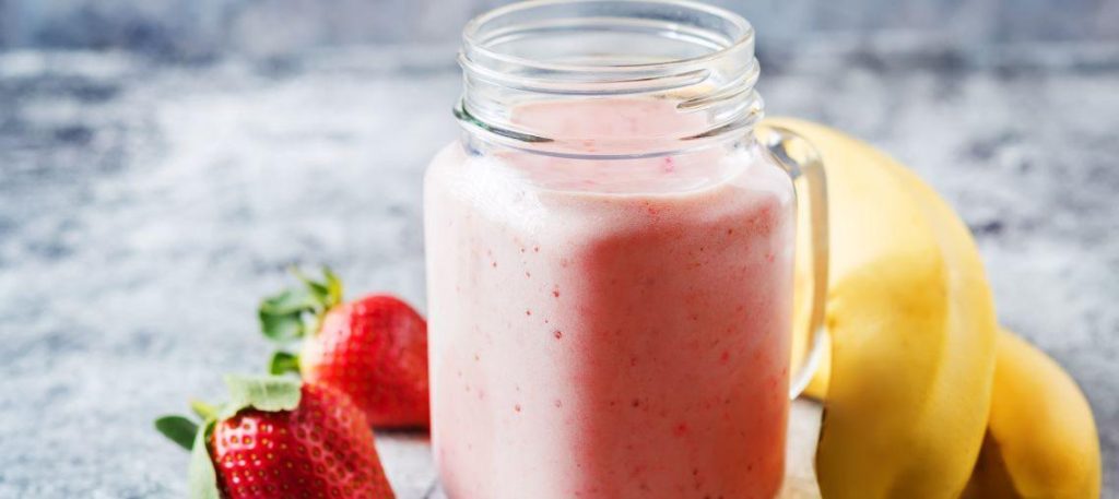 Smoothie de morango com banana